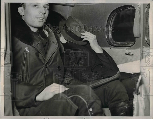 1937 Kidnapper Franz Hanawald & jail guard P Longi in NY - Historic Images