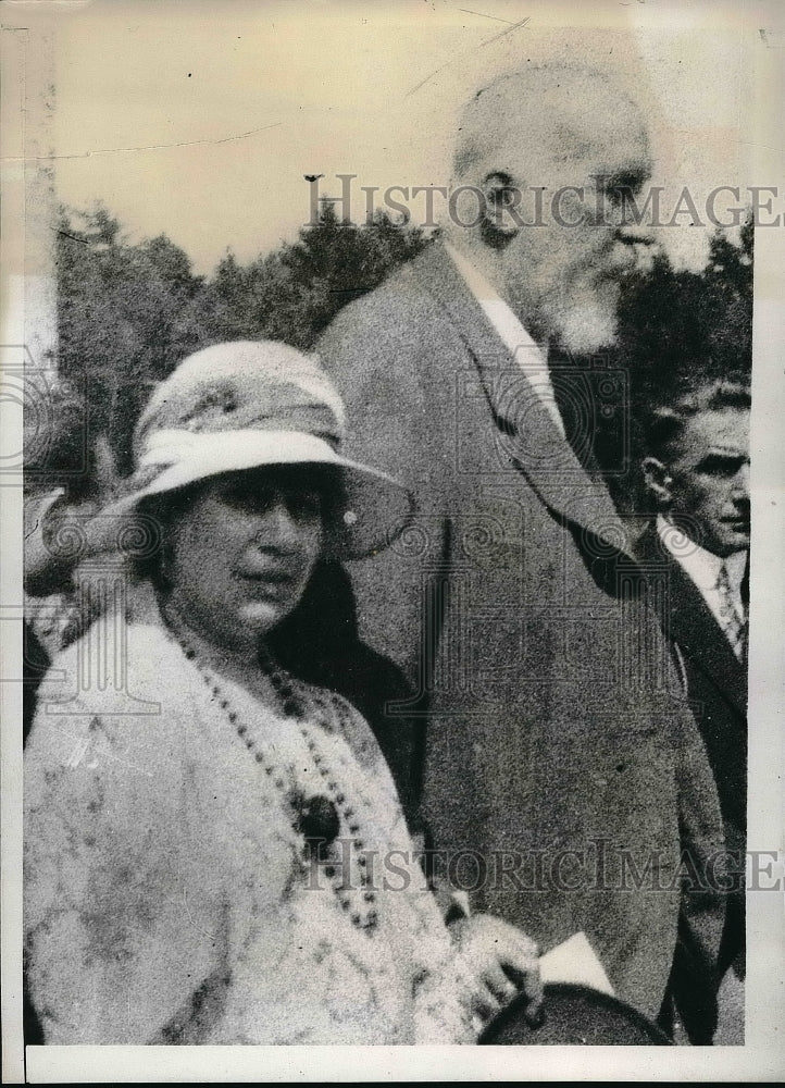 1938 Press Photo Prince Franz of Liechtenstein abdicates his throne - Historic Images