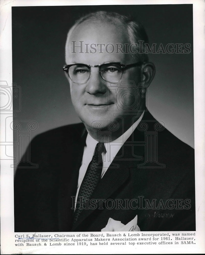 Press Photo Carl Hallauer Chairman of Board Bausch &amp; Lomb Inc-Historic Images