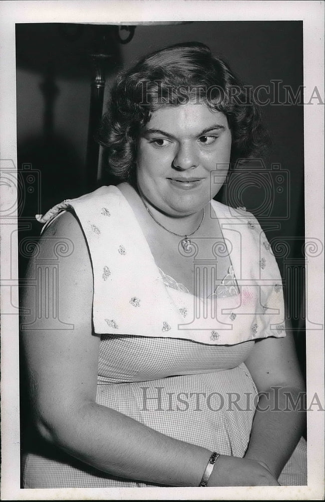 1955 Press Photo Joyce Huckvale of Cleveland-Historic Images