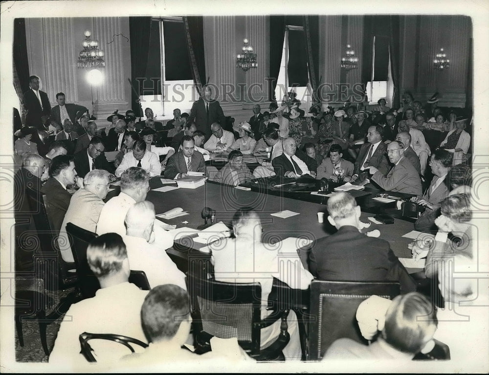 1939 Maj Gen Van Horn Moseley testifying before the Senate Dies - Historic Images