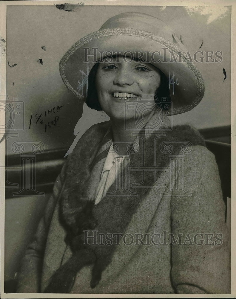 1923 Press Photo Margaret Doris, Syracuse Co0eds vs. marriage - Historic Images