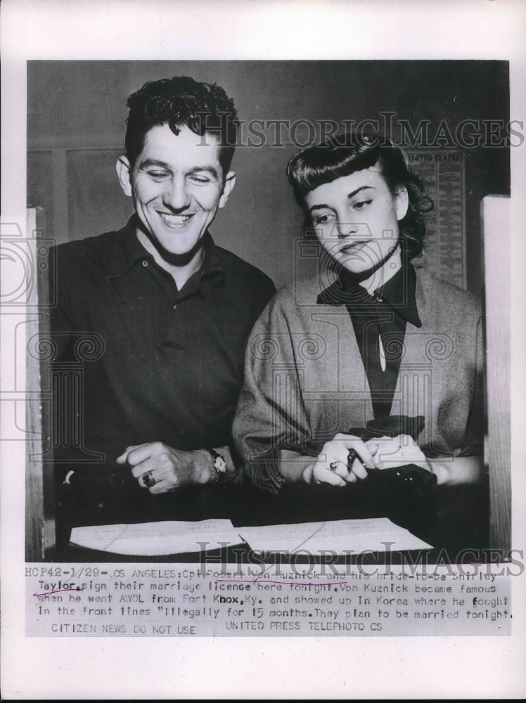 1953 Robert Von Kuznick & Shirley Taylor Sign Marriage License - Historic Images