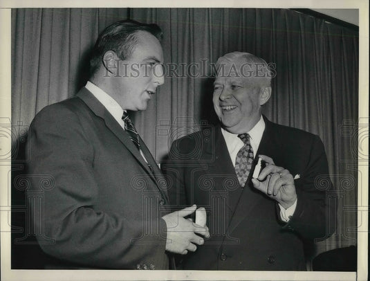 1956 Press Photo Rep. Patrick Nillings Presents Key to City Dump to Chas. Wilson - Historic Images