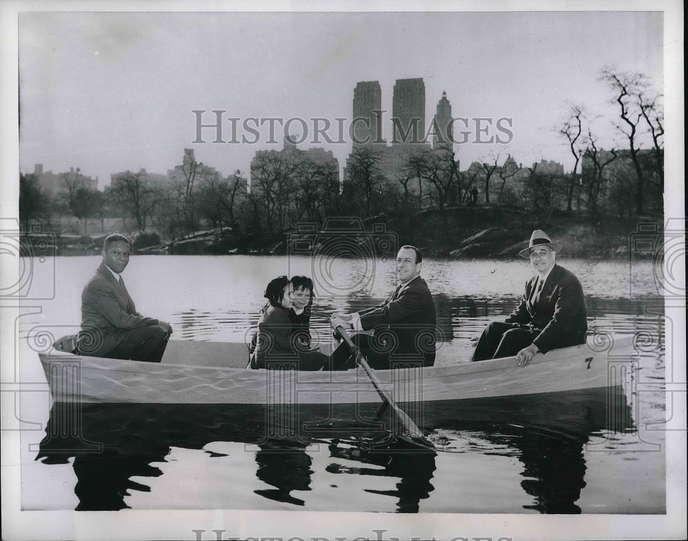 1954 New York Mayor Robert Wagner in Central Park - Historic Images