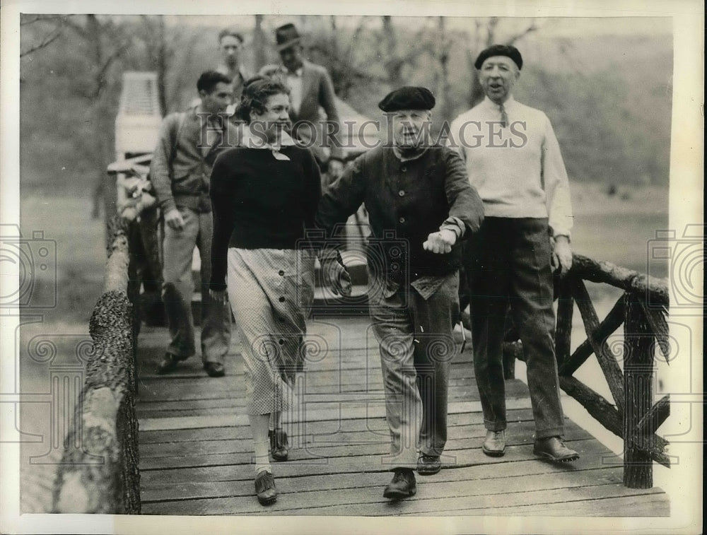 1935 Press Photo Sec.&amp;Mrs. Forbes Morgan of Democrat golf at White Sulphur. - Historic Images