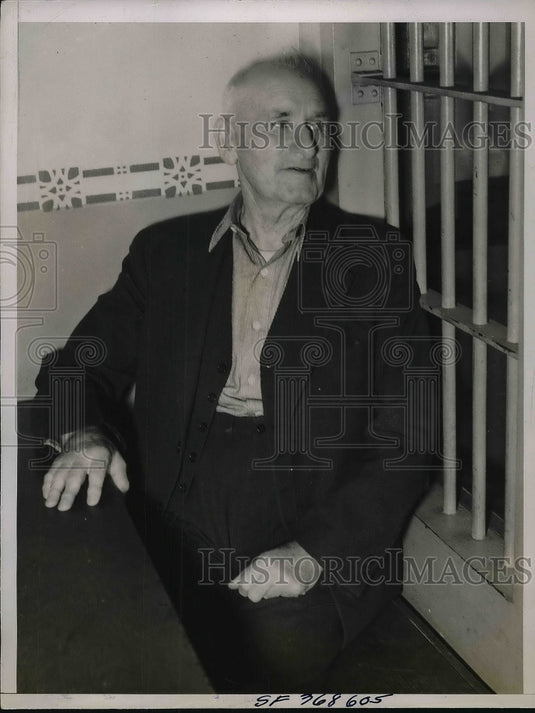 1930 Phil Riley,editor of Oakland, Calif. Riley Free Press - Historic Images