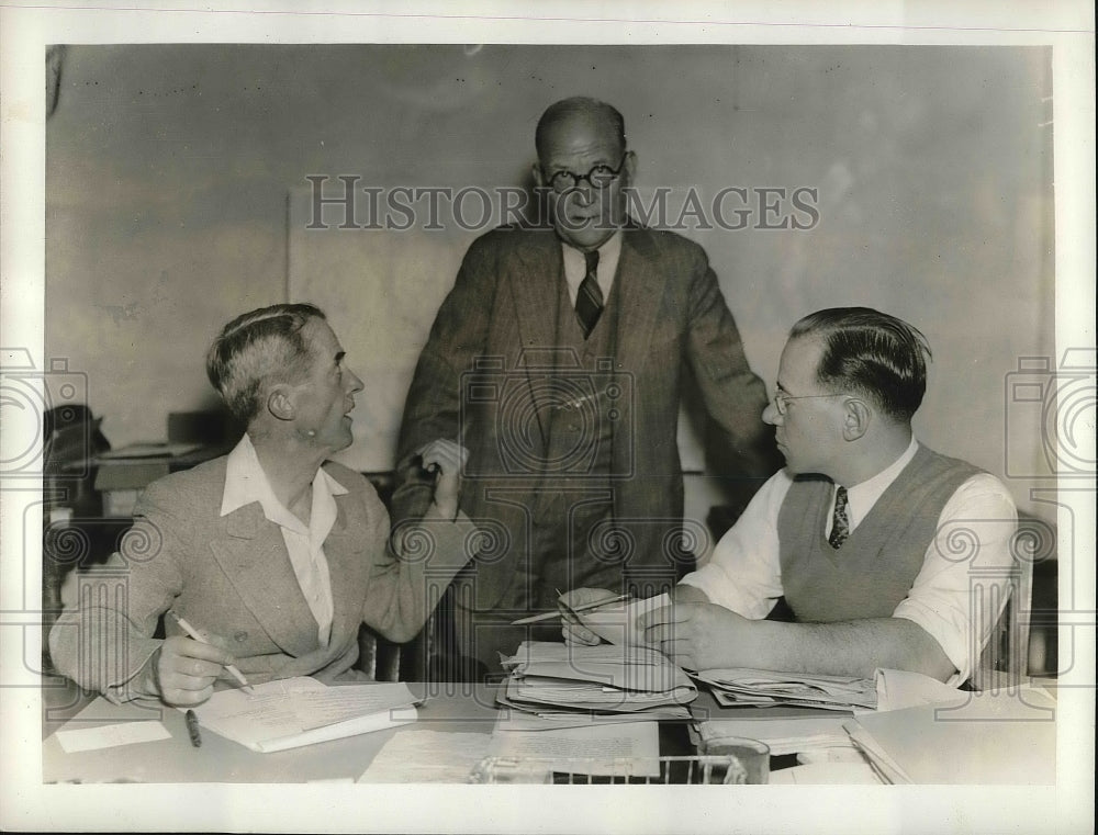 1937 Press Photo Secretarial Staff of President Roosevelt Marvin McIntyre - Historic Images