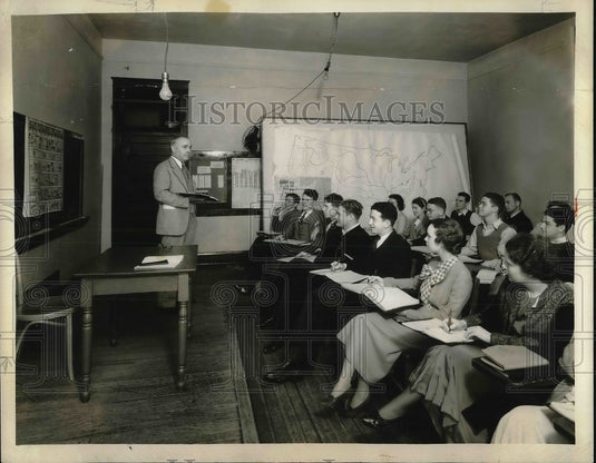 1934 Oscar Hoop Retired Lieutenant Colonel & Professor at Unive - Historic Images