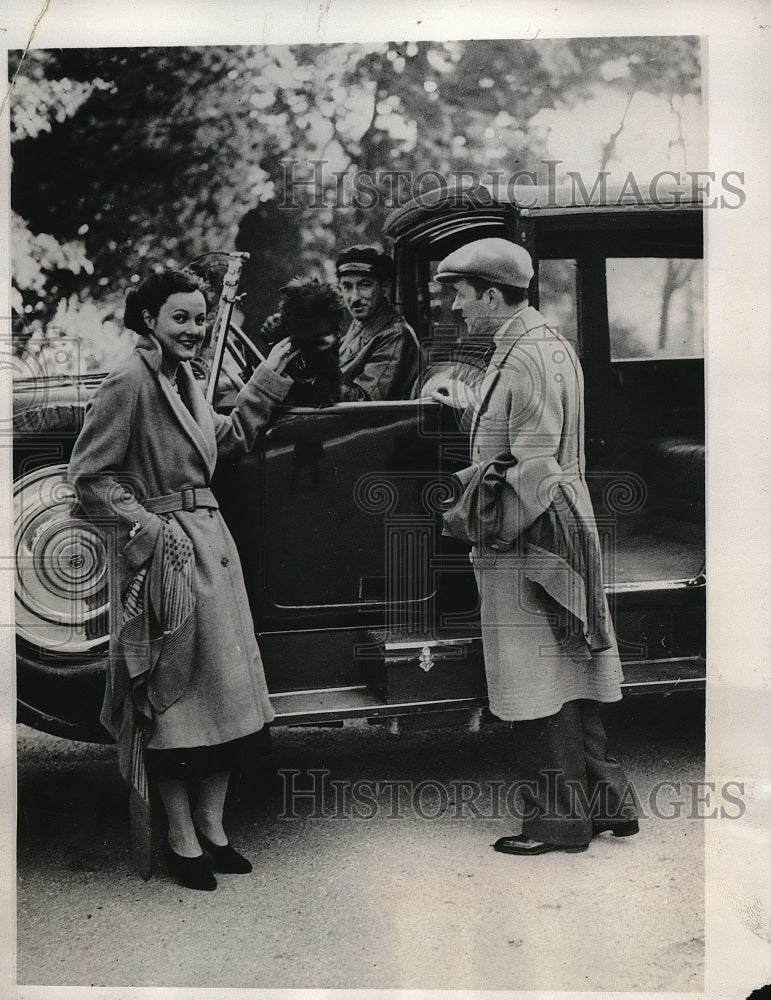 1933 Press Photo  Former Mayor James J Walker of NYC &amp;  actress Betty Compton - Historic Images