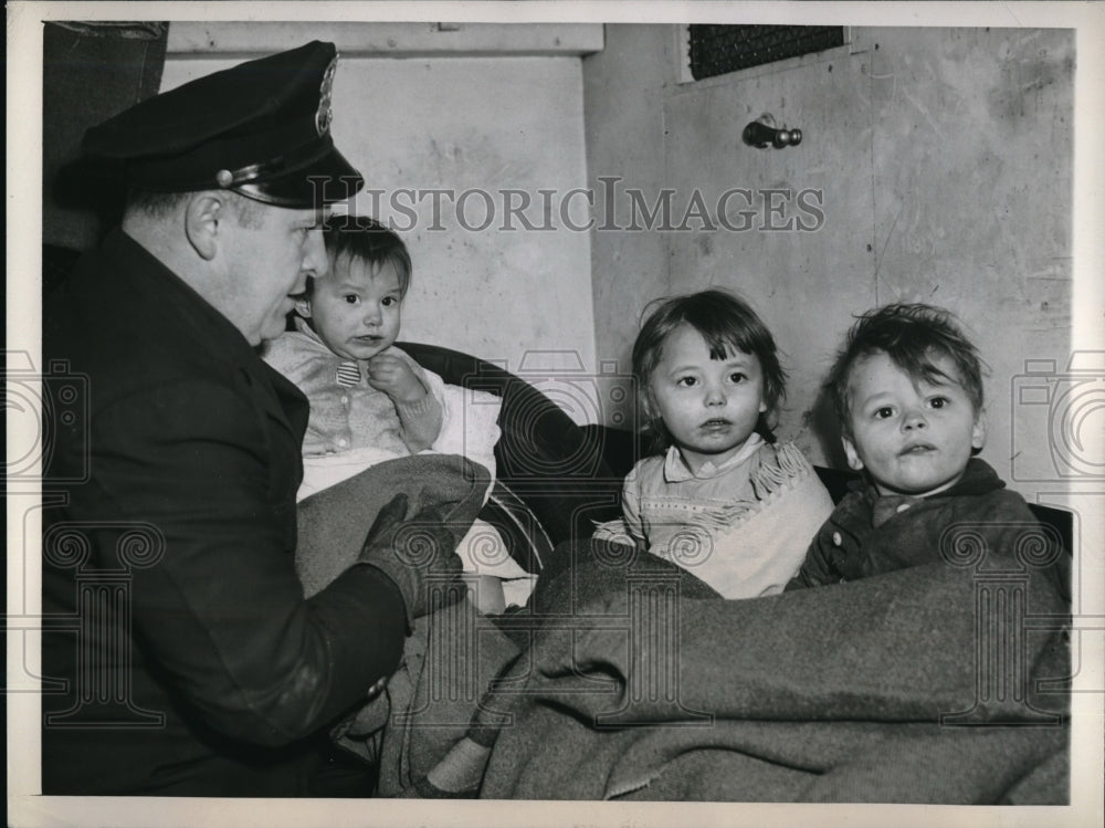 1945 Policeman Michael Kerrigan, Mr. &amp; Mrs.Thomas Lawson Children - Historic Images