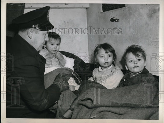 1945 Policeman Michael Kerrigan, Mr. & Mrs.Thomas Lawson Children - Historic Images