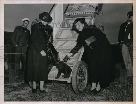 1936 Frances Burke & Anne Marie Merton Coming from Europe-Historic Images