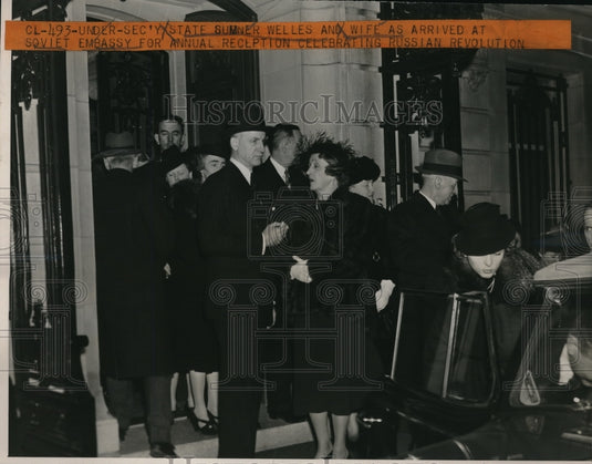 1940 Under - Historic Images