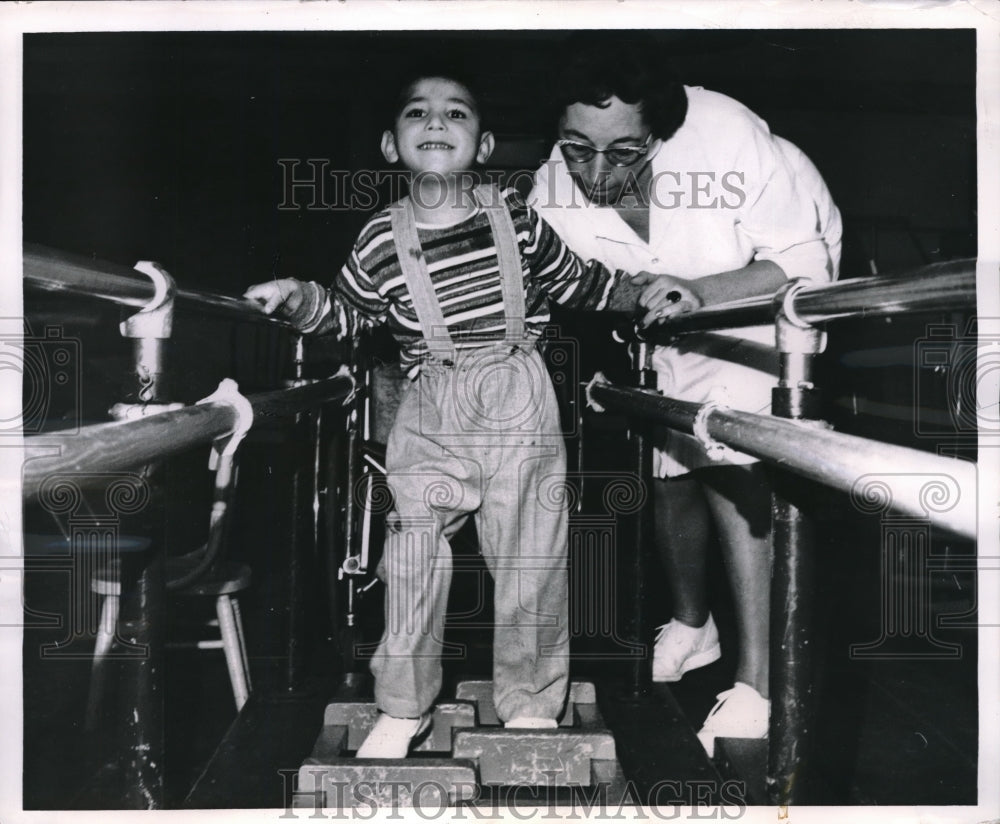 1963 Child at Cerebral Palsy Association - Historic Images