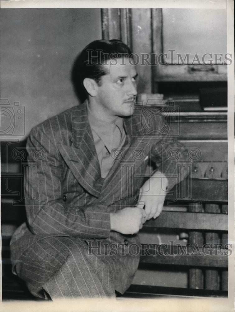 1947 Press Photo Edward Masterson, Arrested for Being Accomplice in Embezzlement - Historic Images