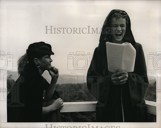1940 Press Photo Fred Travaglini playing the part of Pedro Pachio, a local - Historic Images