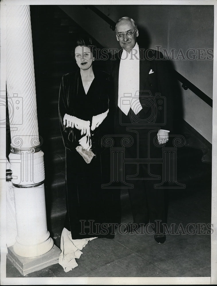 1935 Press Photo Mr &amp; Mrs Herbert Witherspoon Attending Concert Benefit - Historic Images