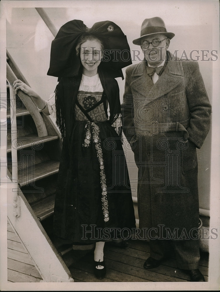 1936 Mayor &amp; Mrs M Richard of Colmar - Historic Images