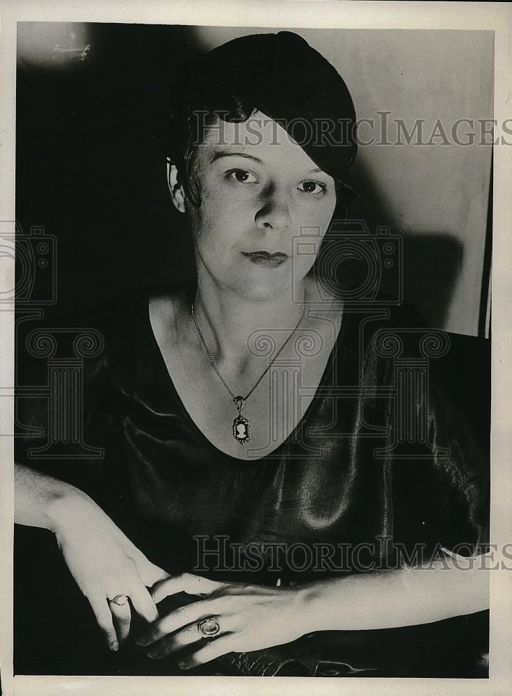 1933 Mrs Zelda Smith Testified in Penthouse Trial - Historic Images