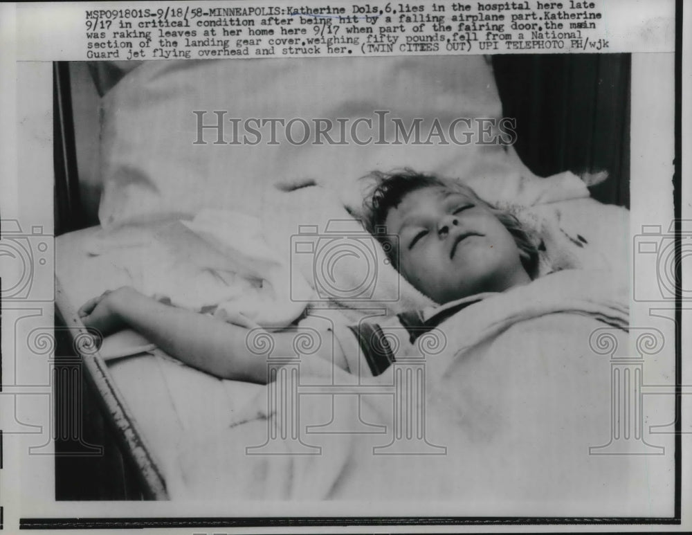 1958 Press Photo Katherine Dols after being hit by airplane part-Historic Images