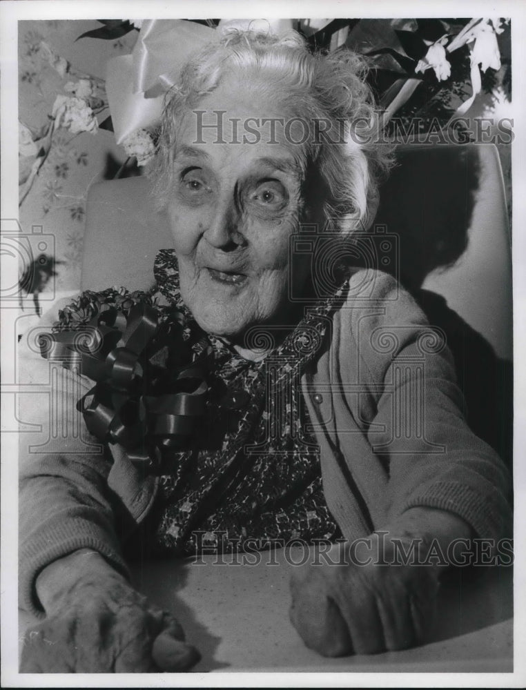 1967 Press Photo Grace Gardiner Harris of Singleton Nursing Home - Historic Images
