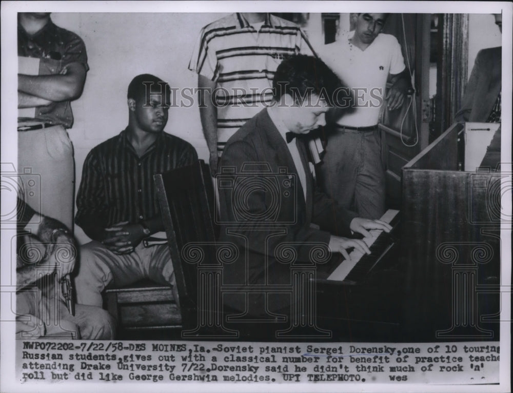 1958 Press Photo Soviet Pianist Sergei Dorensky at Drake University-Historic Images