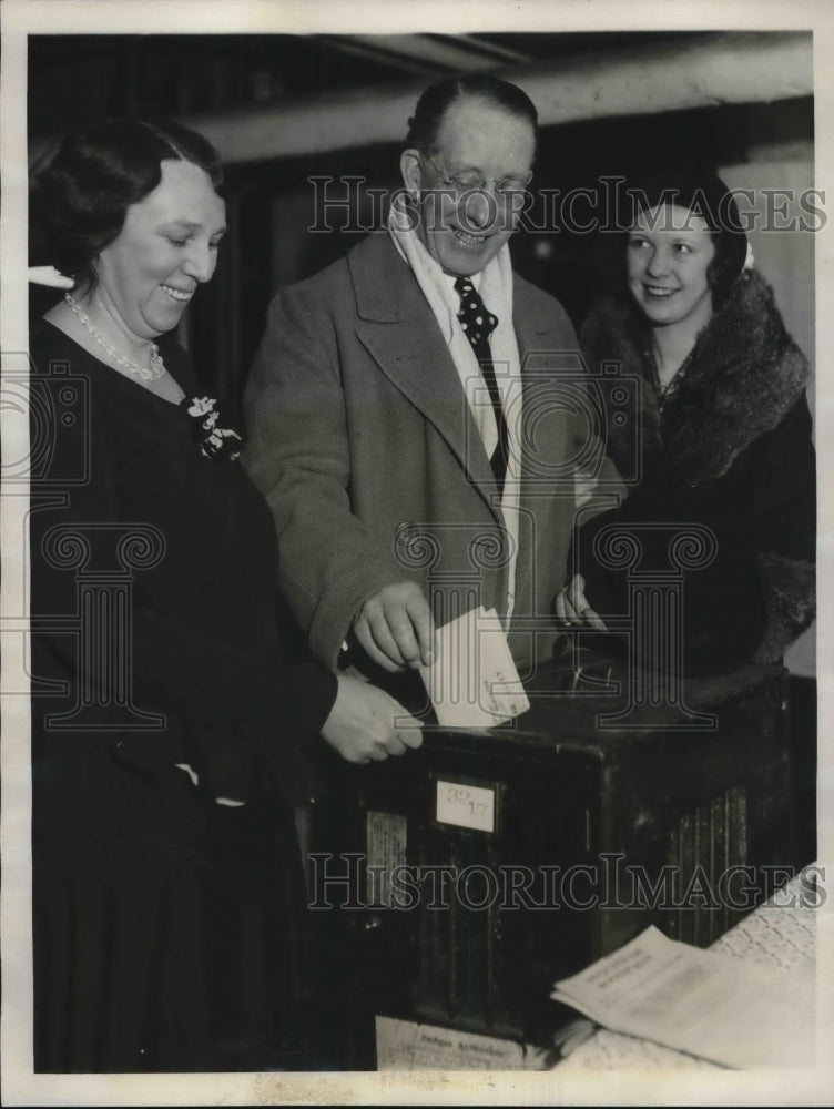 1931 Press Photo Election Judge Mrs Laura Dillon, Judge John Lyle - Historic Images