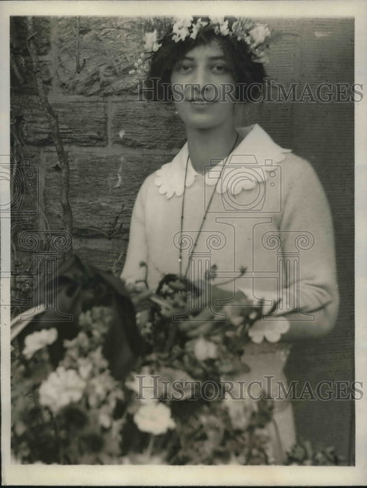 1923 Press Photo Miss Catherine Straus, Queen of the May-Historic Images