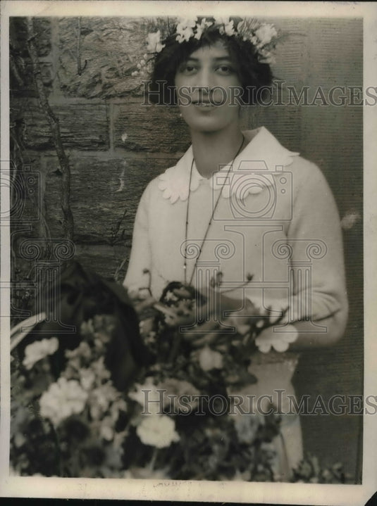 1923 Press Photo Miss Catherine Straus "Queen of the May" - Historic Images