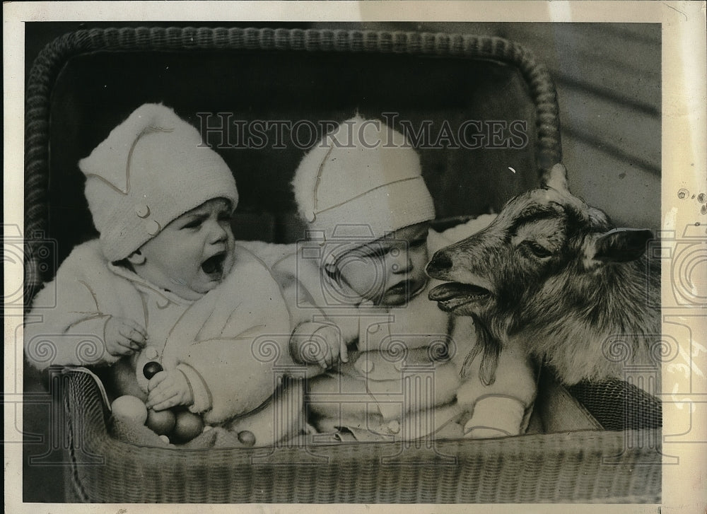 1931 Press Photo Louise Marie, Francis Elizabeth Edholm, Seattle Twins - Historic Images