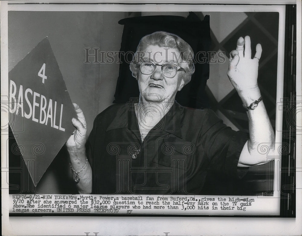 1955 Mrs. Myrtle Power Baseball Fan From Georgia Giving High Sign - Historic Images