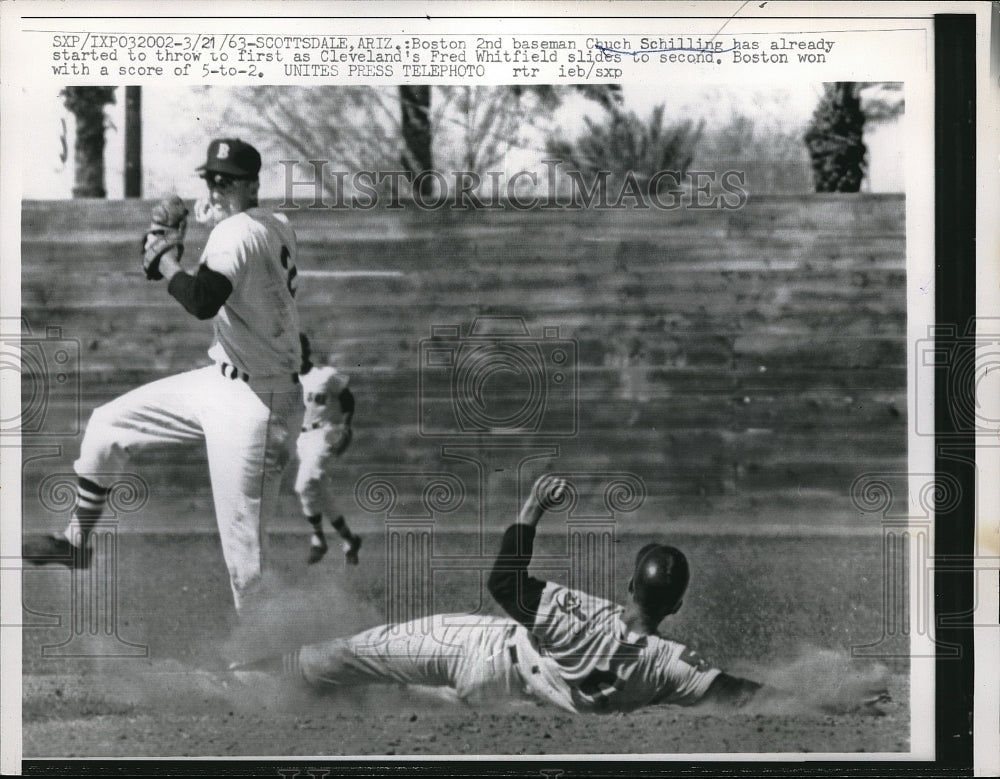 1963 Press Photo Boston Red Sox Chuck Schilling & Cleveland's Fred Whitfield - Historic Images