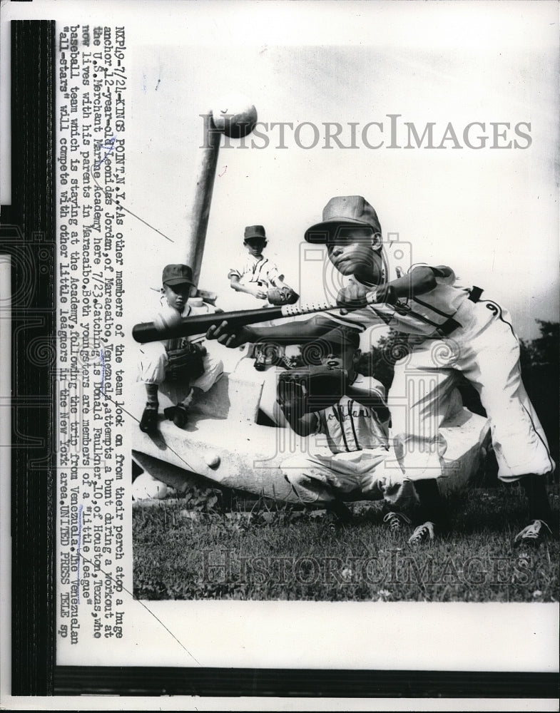 1956 Press Photo Leonidas Jordan, Don Faulkner at baseball at US Merchant Marine-Historic Images