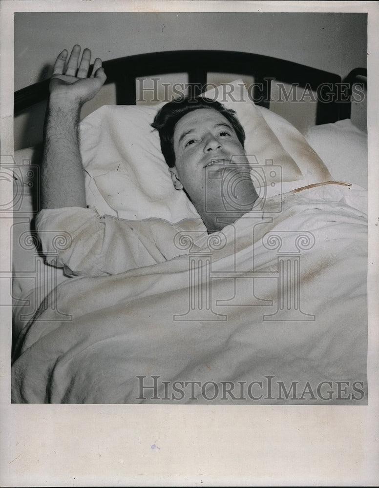 1948 Press Photo Don Black in Charity Hospital - Historic Images