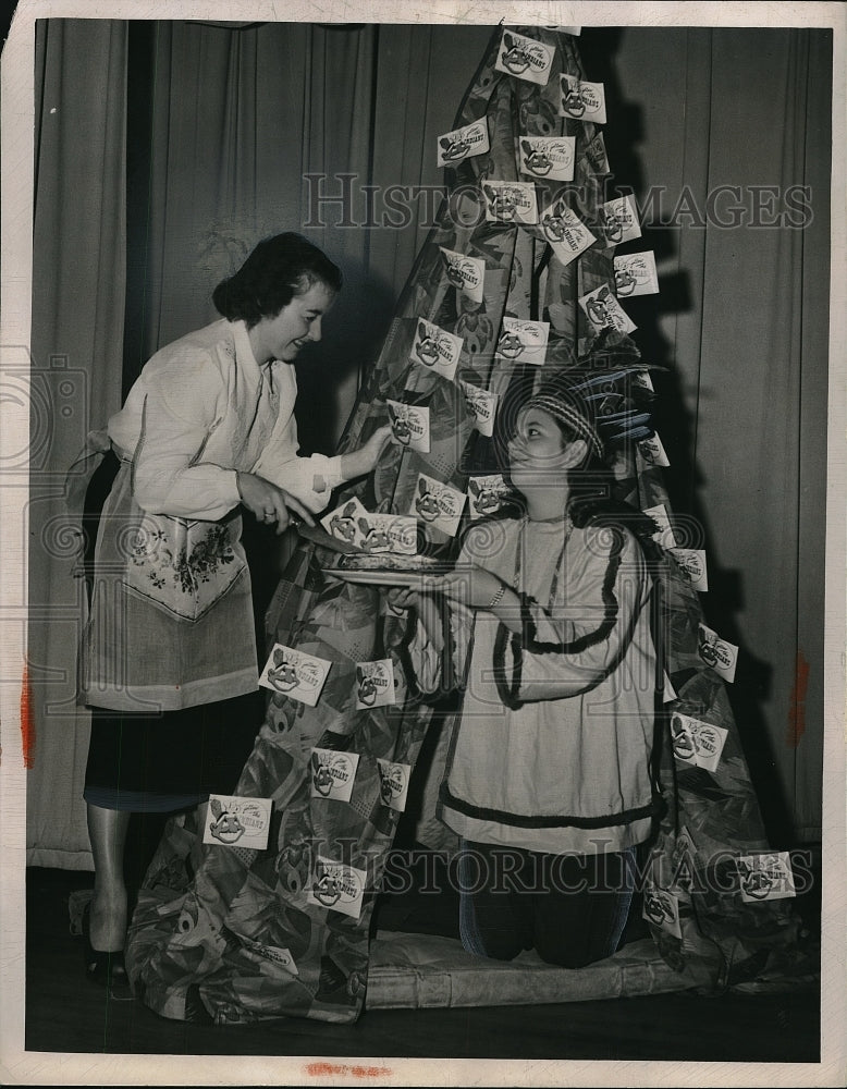 1950 Press Photo Mrs Ken Green &amp; Miss Kay Sargent Roosevelt, Jr HS in Cleveland-Historic Images