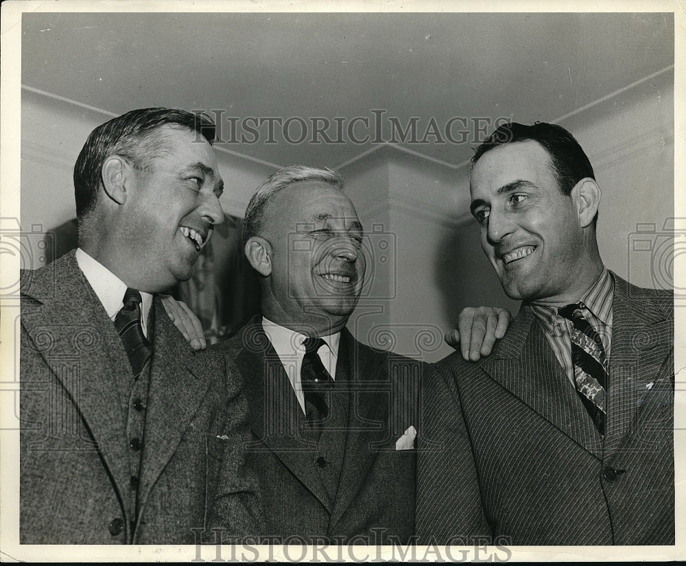 1938 Press Photo Owner Alva Bradley Vitt and Allen - neb30991 - Historic Images