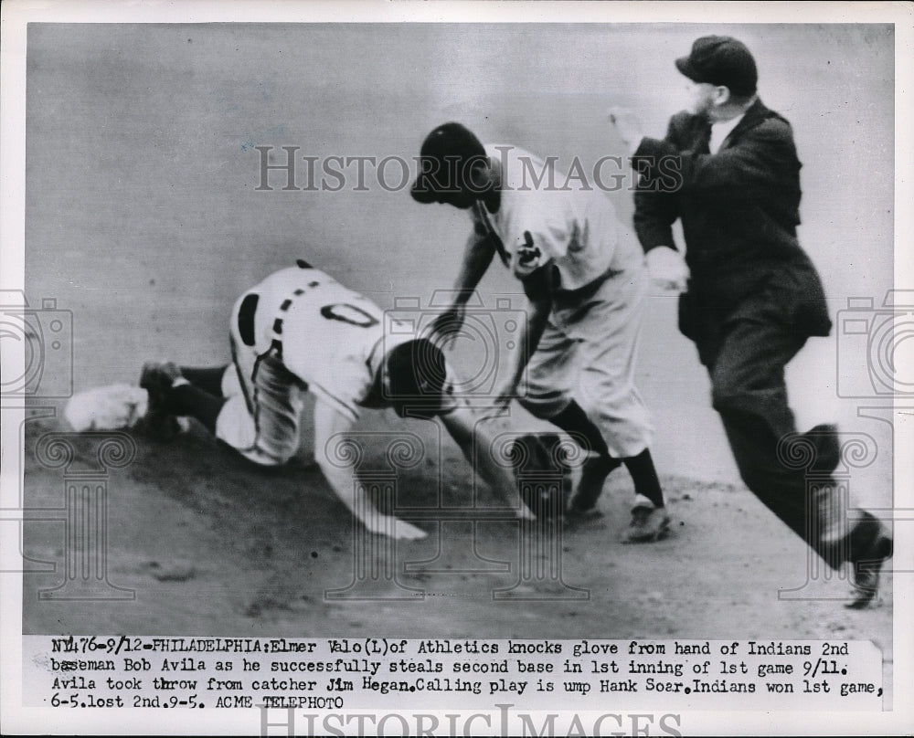 1951 Press Photo Elmer Valo Athletics & Bob Avila of Cleveland Indians - Historic Images