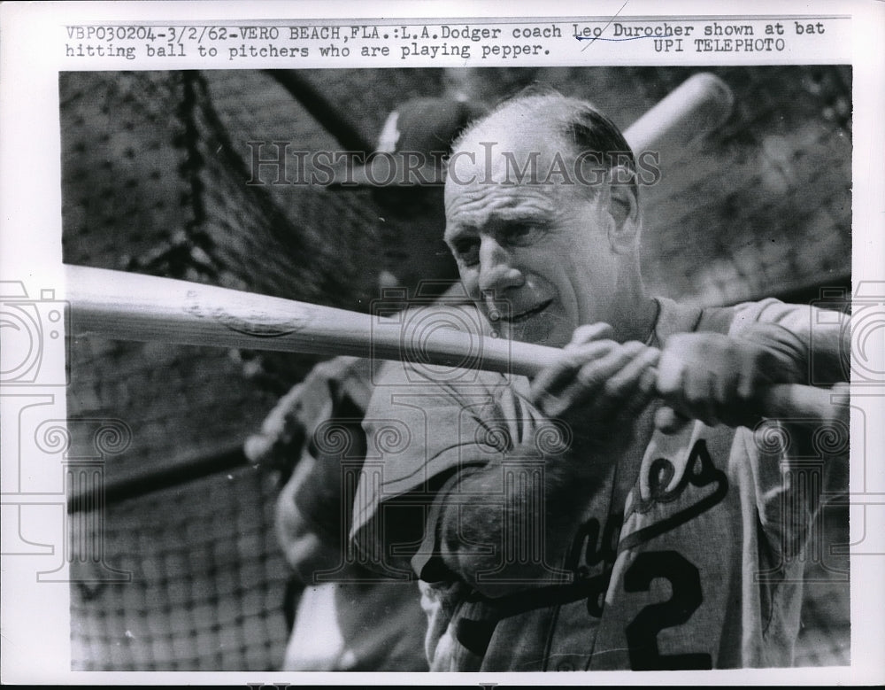 1962 Press Photo Leo Durocher Coach Dodgers Batting Practice Vero Beach Florida - Historic Images