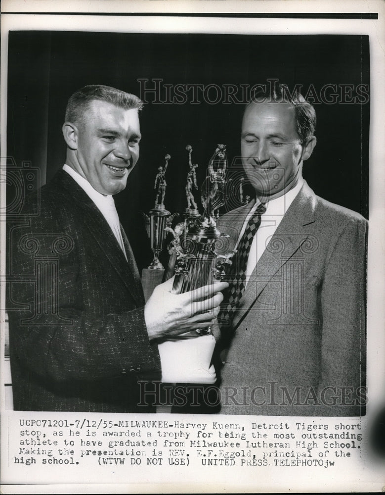 1955 Press Photo Detroit Tigers Shortstop Harvey Kuenn - Historic Images