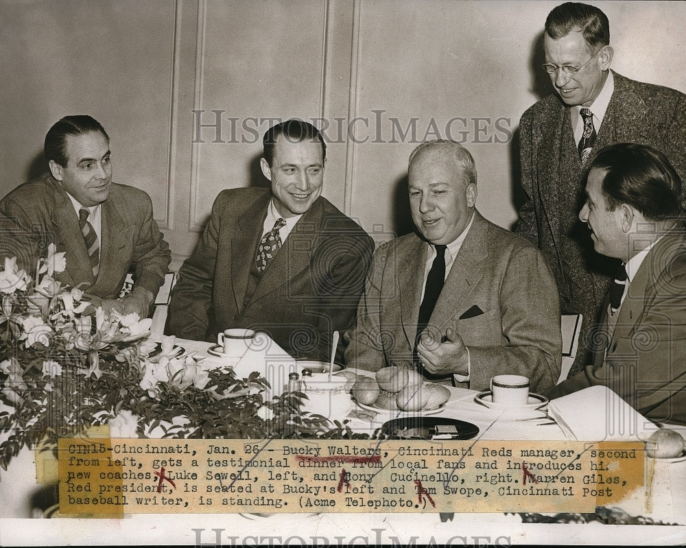 1948 Press Photo Bucky Walters of Reds, Luke Sewell, Tony Cucinello, W. Giles - Historic Images