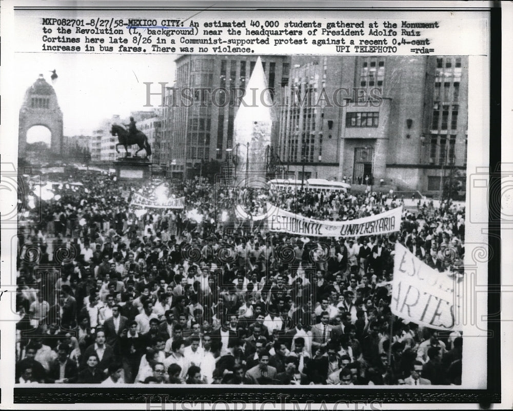 1958 Mexico City 40,000 students gathered at Monument to Revolution - Historic Images