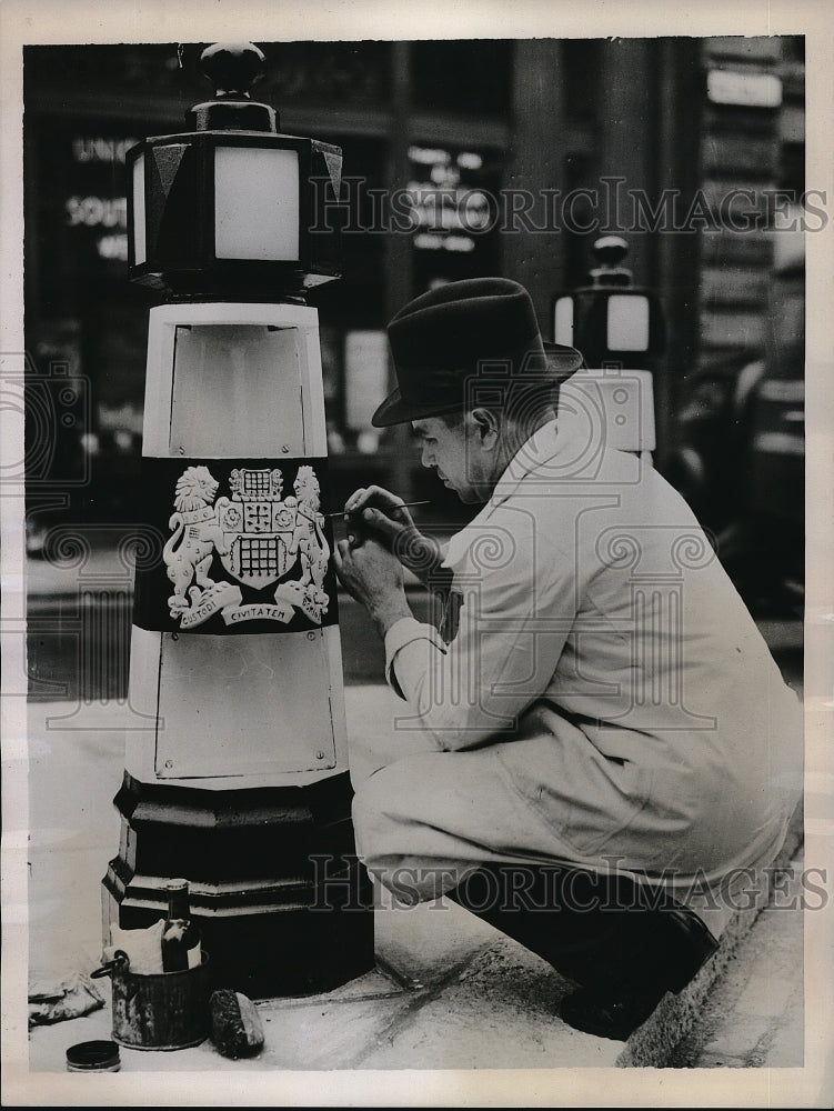 1938 New Traffic Pylons in City of Westminster in London - Historic Images