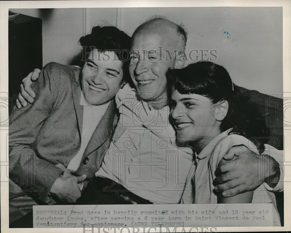 1951 Press Photo Fred Rose Reunited W/Wife &amp; Daughter Rose After Serving Time - Historic Images