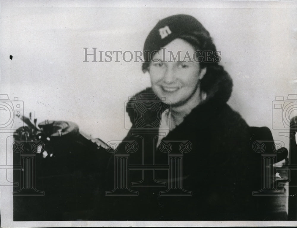 1935 Press Photo Mary Jo Hafford employee of Quaker Drug Store OK murder witness - Historic Images