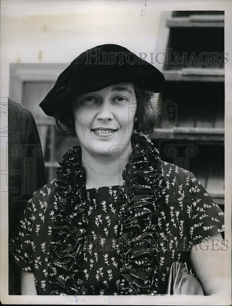 1937 Mrs. Harry Hopkins Passes Away of Pulmonary Trouble - Historic Images