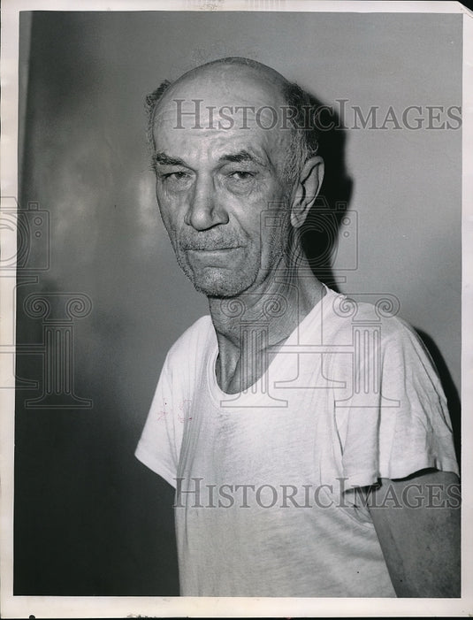 1962 Press Photo John B. Yeton, custodian - Historic Images