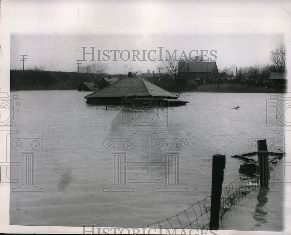 1949 Press Photo House Submerged in Murphysboro, Illinois Flood, Big Muddy River - Historic Images