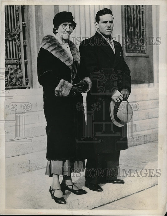 1932 Press Photo Sidney Herbert Homewood with Mother, Mrs. Frank Homewood - Historic Images