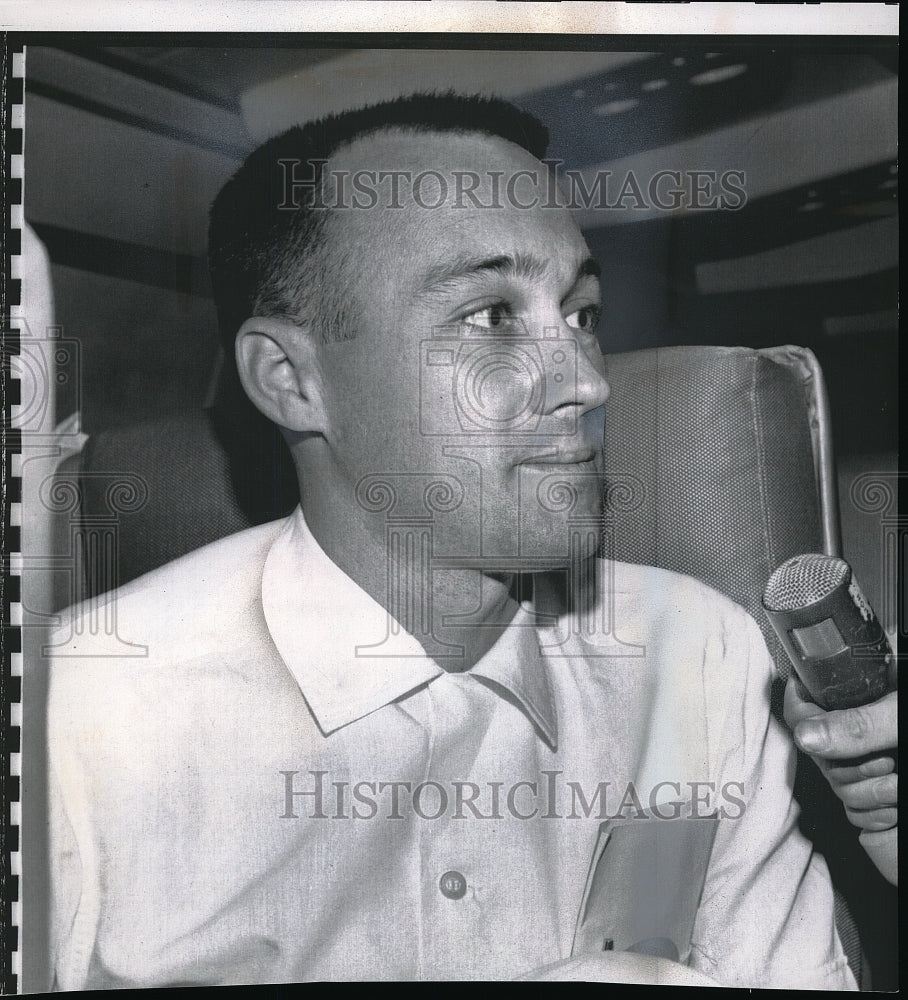 1962 Press Photo Army Spec. 4 George Fryett, Free from Prisoner in Vietnam - Historic Images